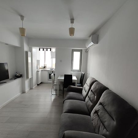Ultracentral Ploiesti Apartment-Free Private Parking Exteriér fotografie